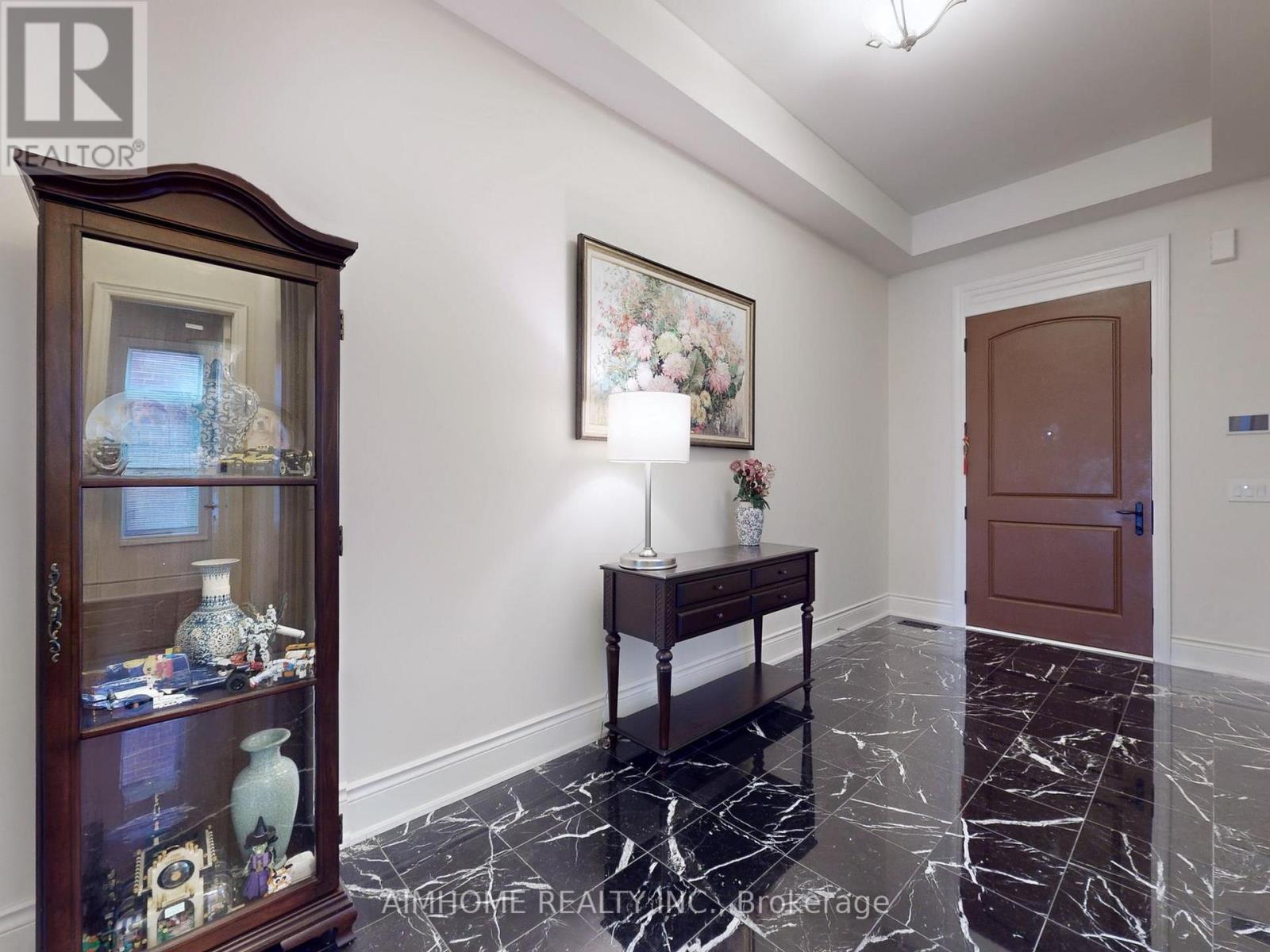 80 Annsleywood Court, Vaughan, Ontario  L4H 4G6 - Photo 6 - N12821346