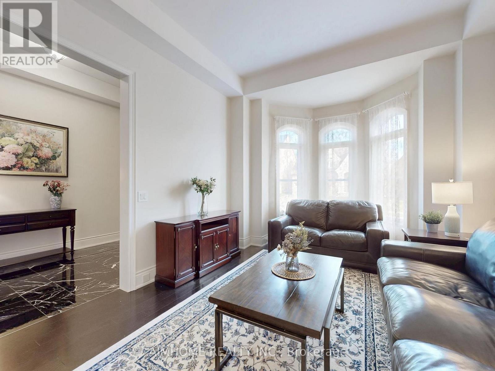 80 Annsleywood Court, Vaughan, Ontario  L4H 4G6 - Photo 7 - N12821346