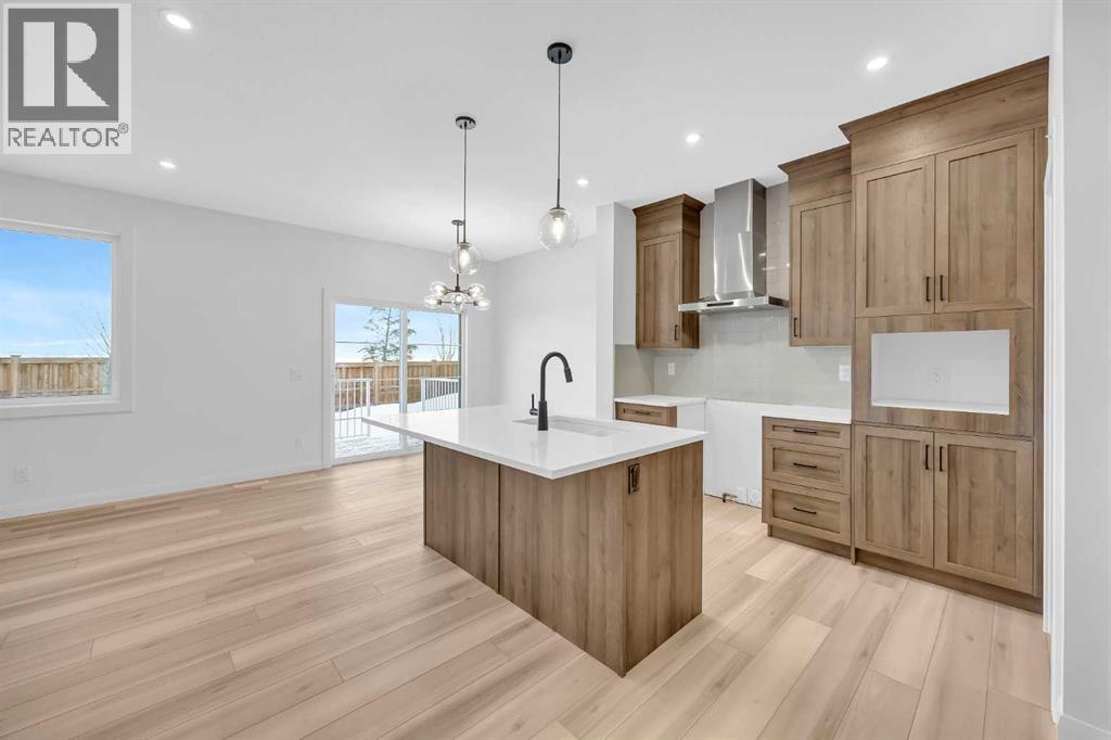 142 Northern Lights Crescent, Langdon, Alberta  T0J 1X2 - Photo 3 - A2288844