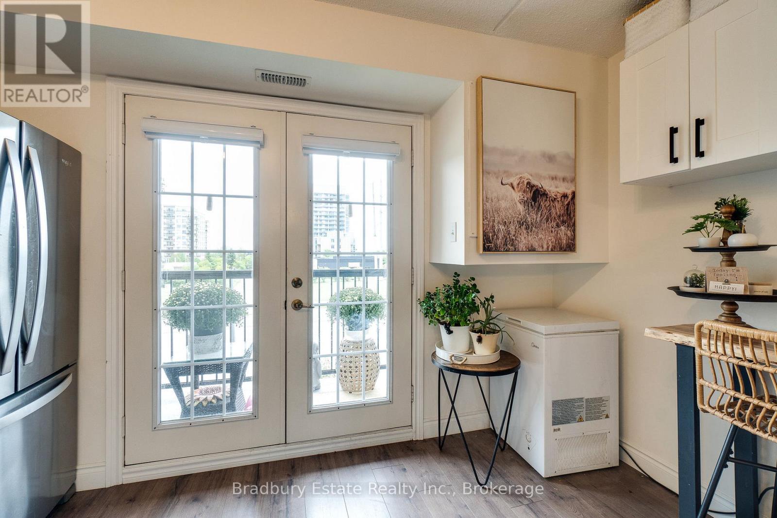 305 - 2045 Appleby Line, Burlington, Ontario  L7L 7G9 - Photo 12 - W12821366