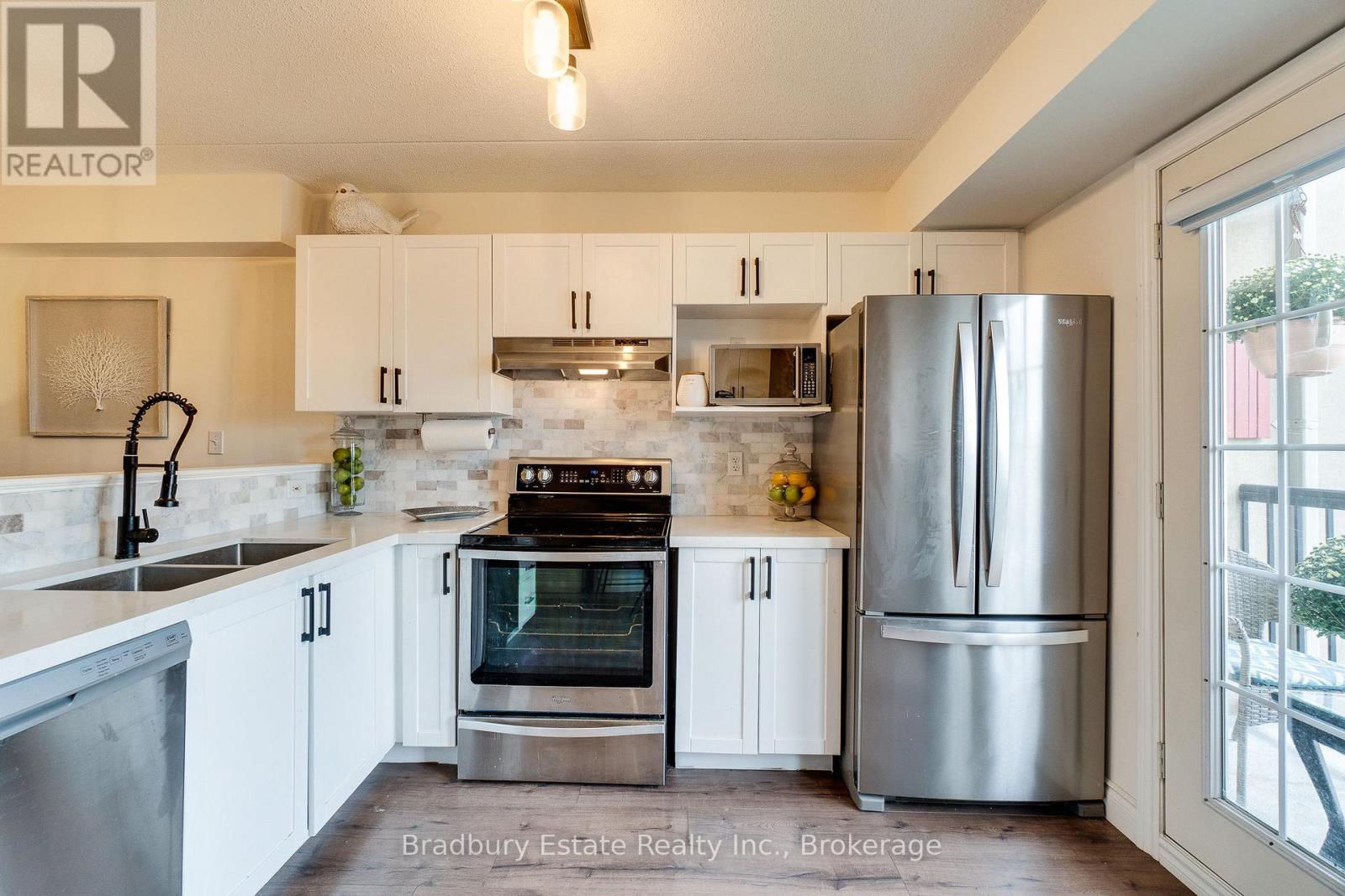 305 - 2045 Appleby Line, Burlington, Ontario  L7L 7G9 - Photo 13 - W12821366