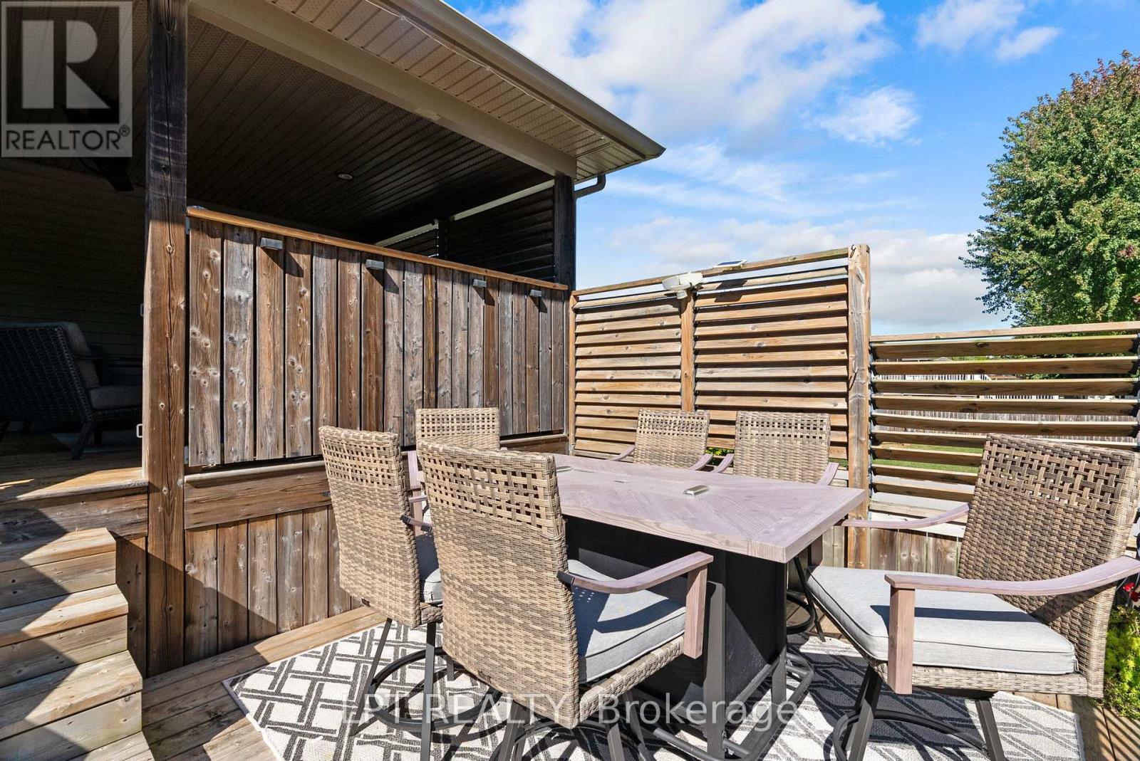 582 Harris Circle, Strathroy-Caradoc, Ontario  N7G 4H2 - Photo 39 - X12821354