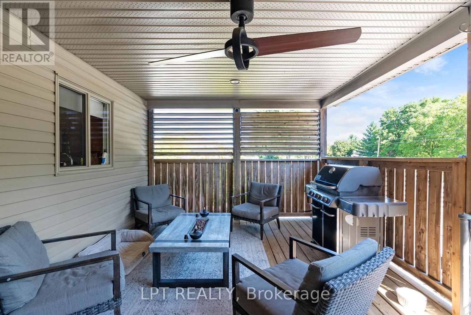 582 Harris Circle, Strathroy-Caradoc, Ontario  N7G 4H2 - Photo 41 - X12821354