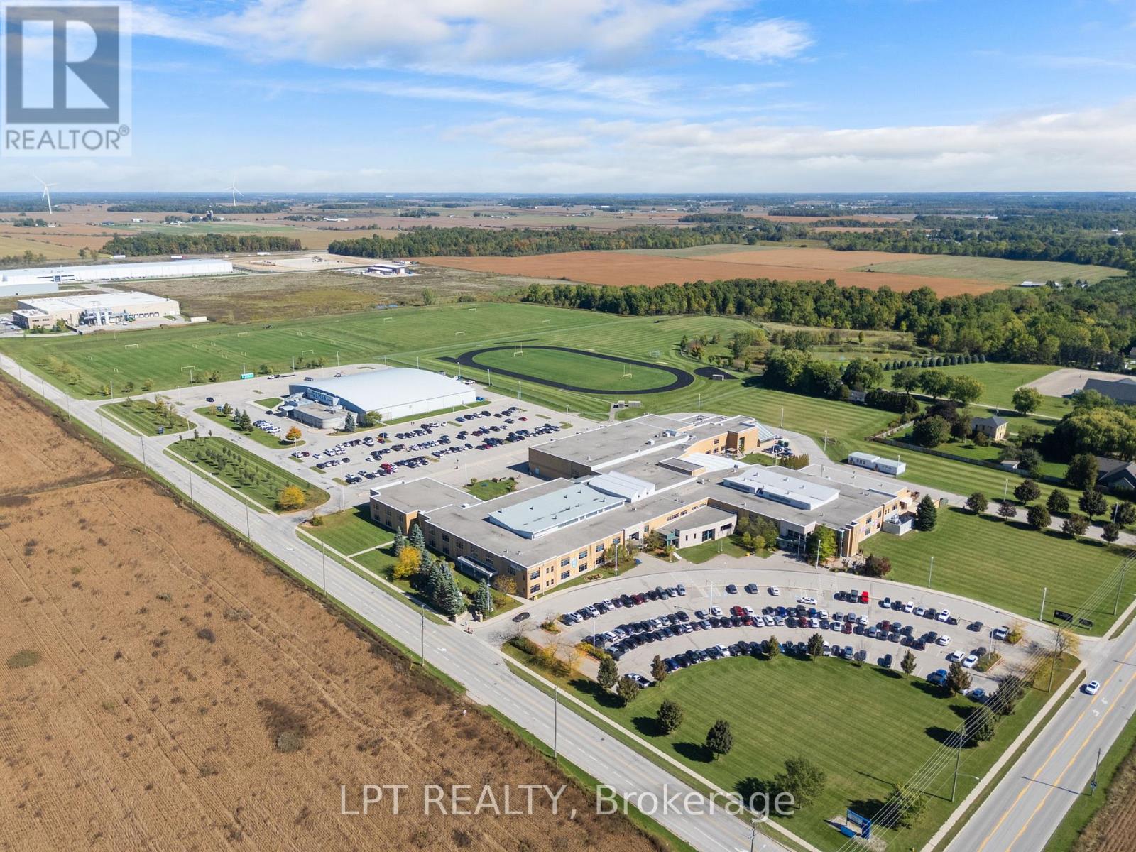 582 Harris Circle, Strathroy-Caradoc, Ontario  N7G 4H2 - Photo 48 - X12821354