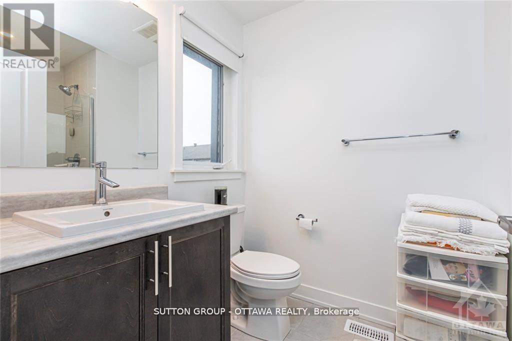 634 Putney Crescent, Ottawa, Ontario  K2S 1B6 - Photo 12 - X12821352