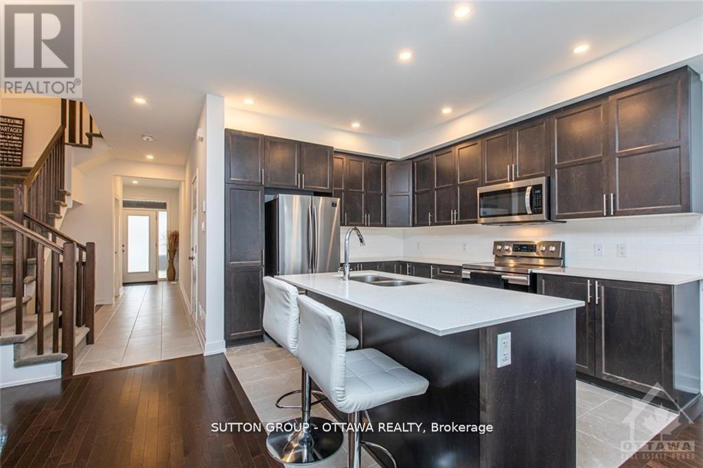 634 Putney Crescent, Ottawa, Ontario  K2S 1B6 - Photo 6 - X12821352