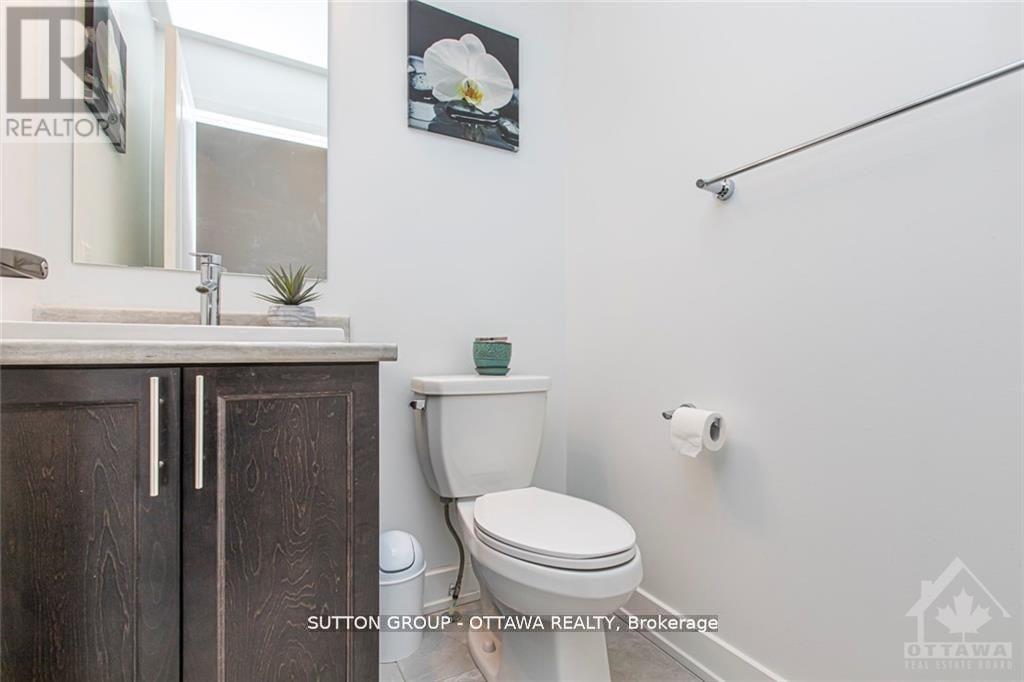634 Putney Crescent, Ottawa, Ontario  K2S 1B6 - Photo 9 - X12821352