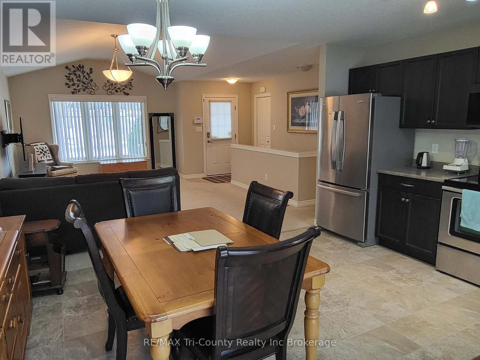 33 Park Place, Tillsonburg, Ontario  N4G 0B8 - Photo 6 - X12821370