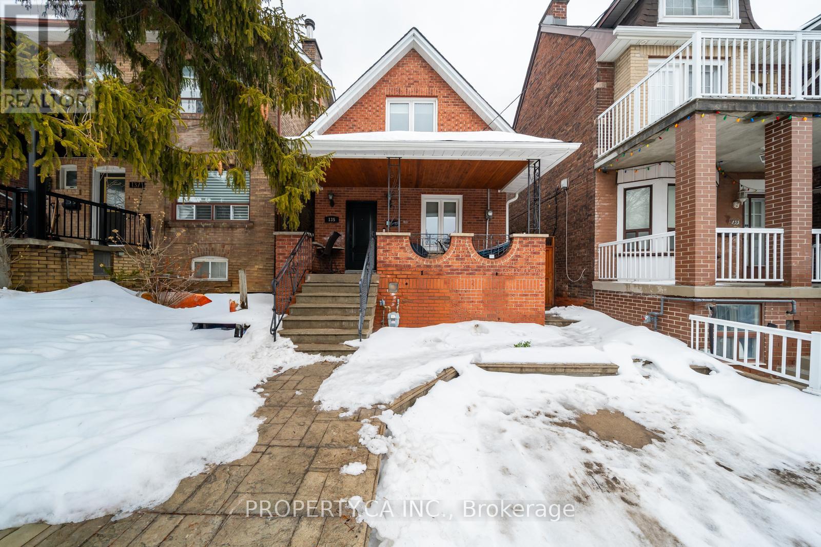 135 Sellers Avenue, Toronto, Ontario  M6E 3V1 - Photo 2 - W12816688