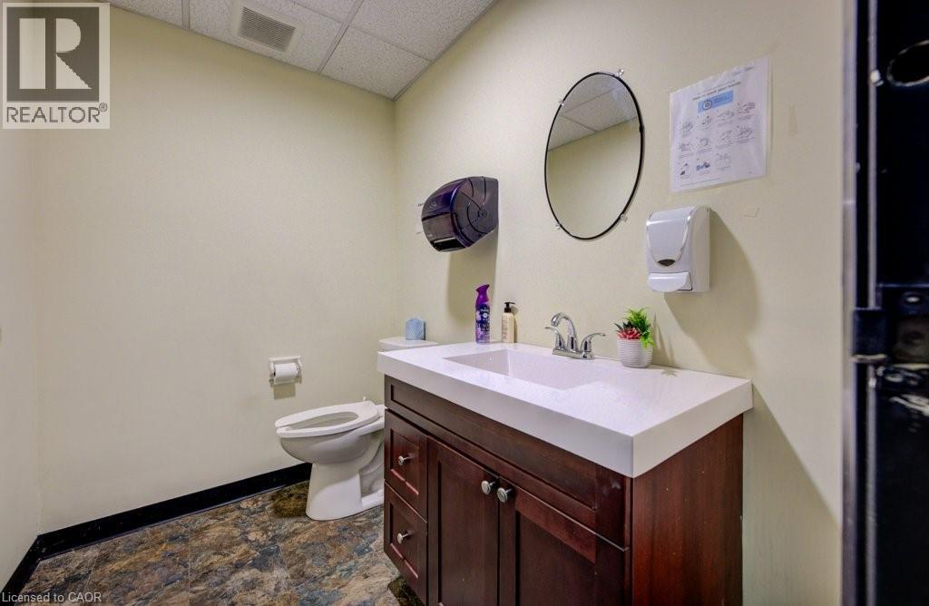 354 E Charles Street E, Kitchener, Ontario  N2G 4L5 - Photo 17 - 40807731