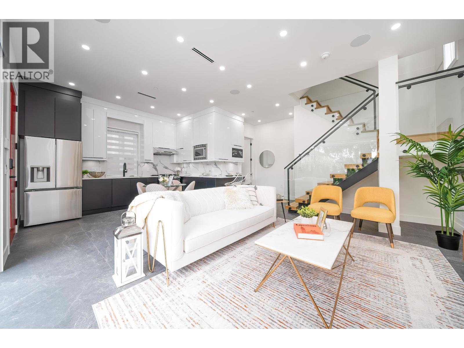 1 2777 E 27th Avenue, Vancouver, British Columbia  V5R 1N4 - Photo 6 - R3050132