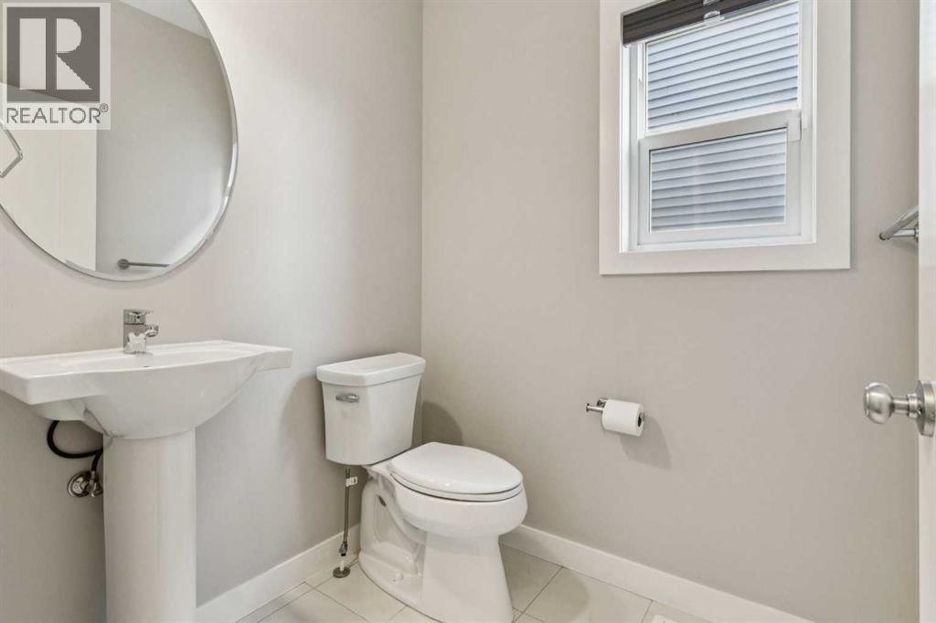 171 Kinniburgh Road, Chestermere, Alberta  T1X 0T8 - Photo 11 - A2283811