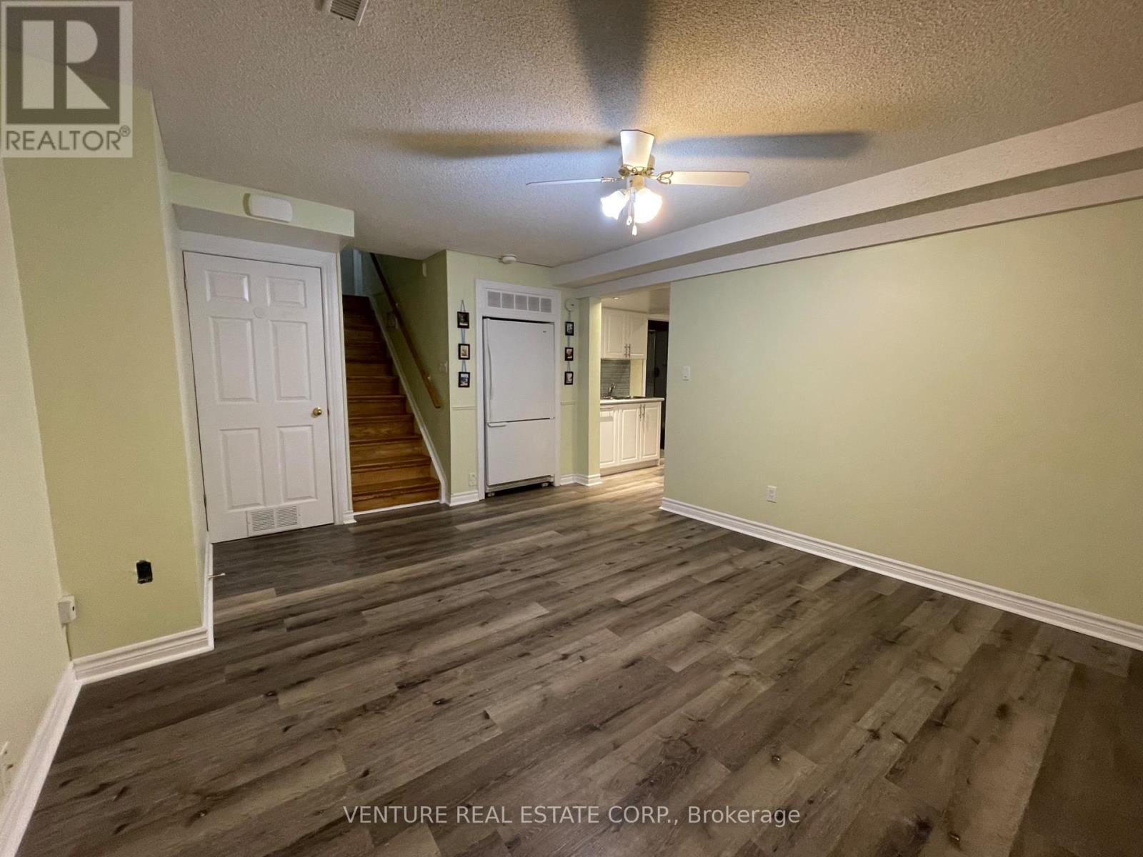 Unknown Address, ,     - Photo 6 - E12821362