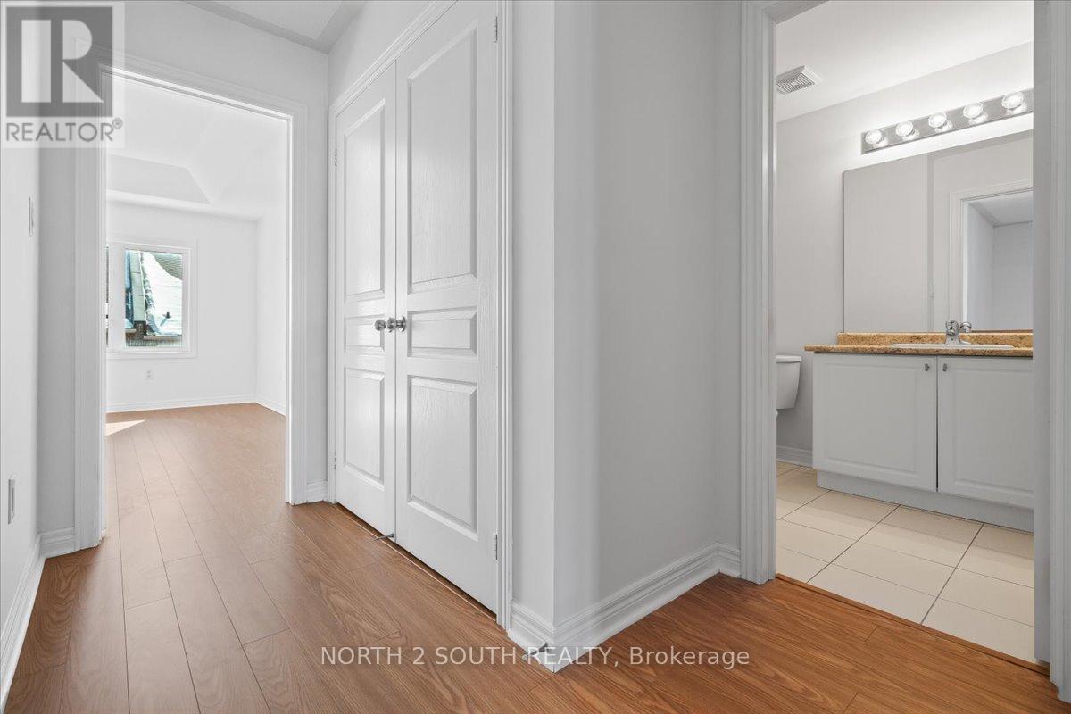 17 Gower Drive, Aurora, Ontario  L4G 0V9 - Photo 12 - N12821380