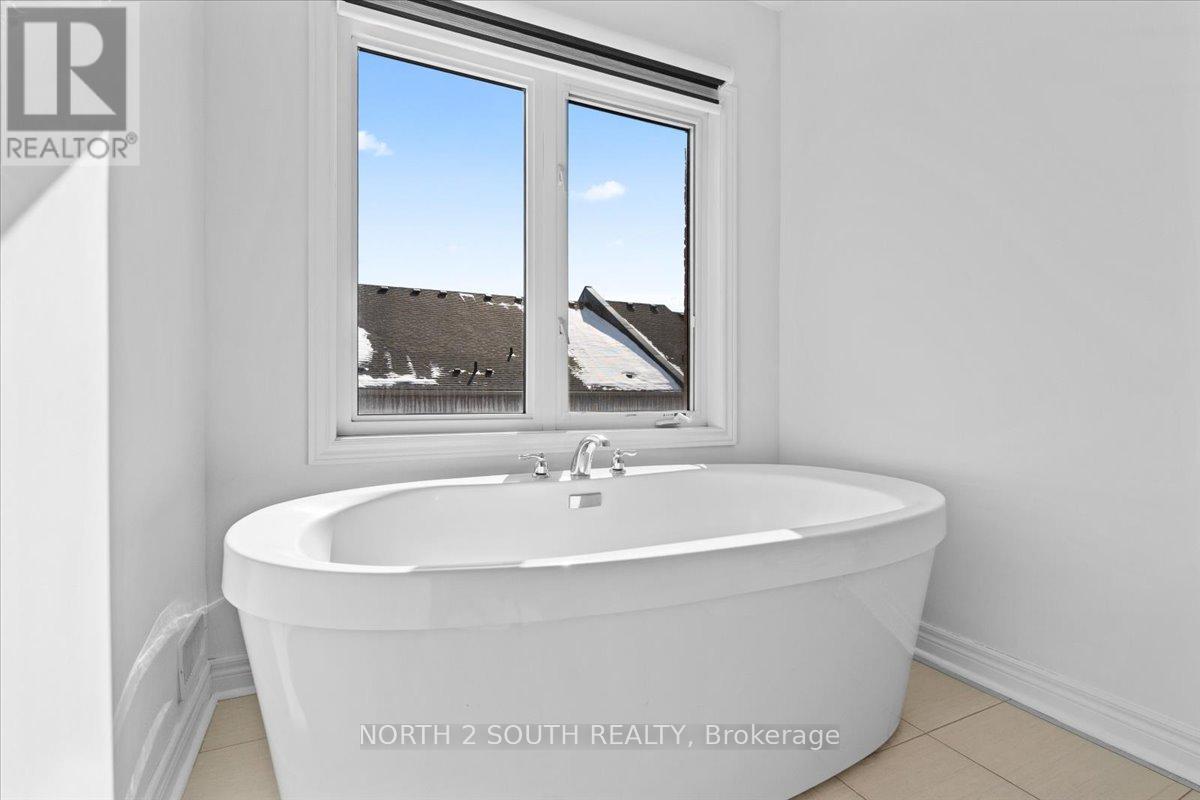 17 Gower Drive, Aurora, Ontario  L4G 0V9 - Photo 25 - N12821380