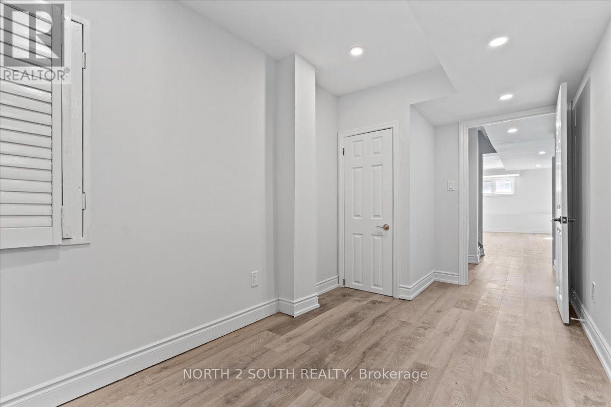 17 Gower Drive, Aurora, Ontario  L4G 0V9 - Photo 31 - N12821380