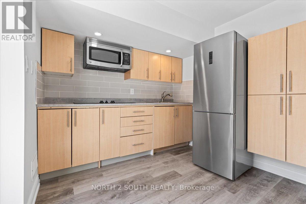 17 Gower Drive, Aurora, Ontario  L4G 0V9 - Photo 37 - N12821380