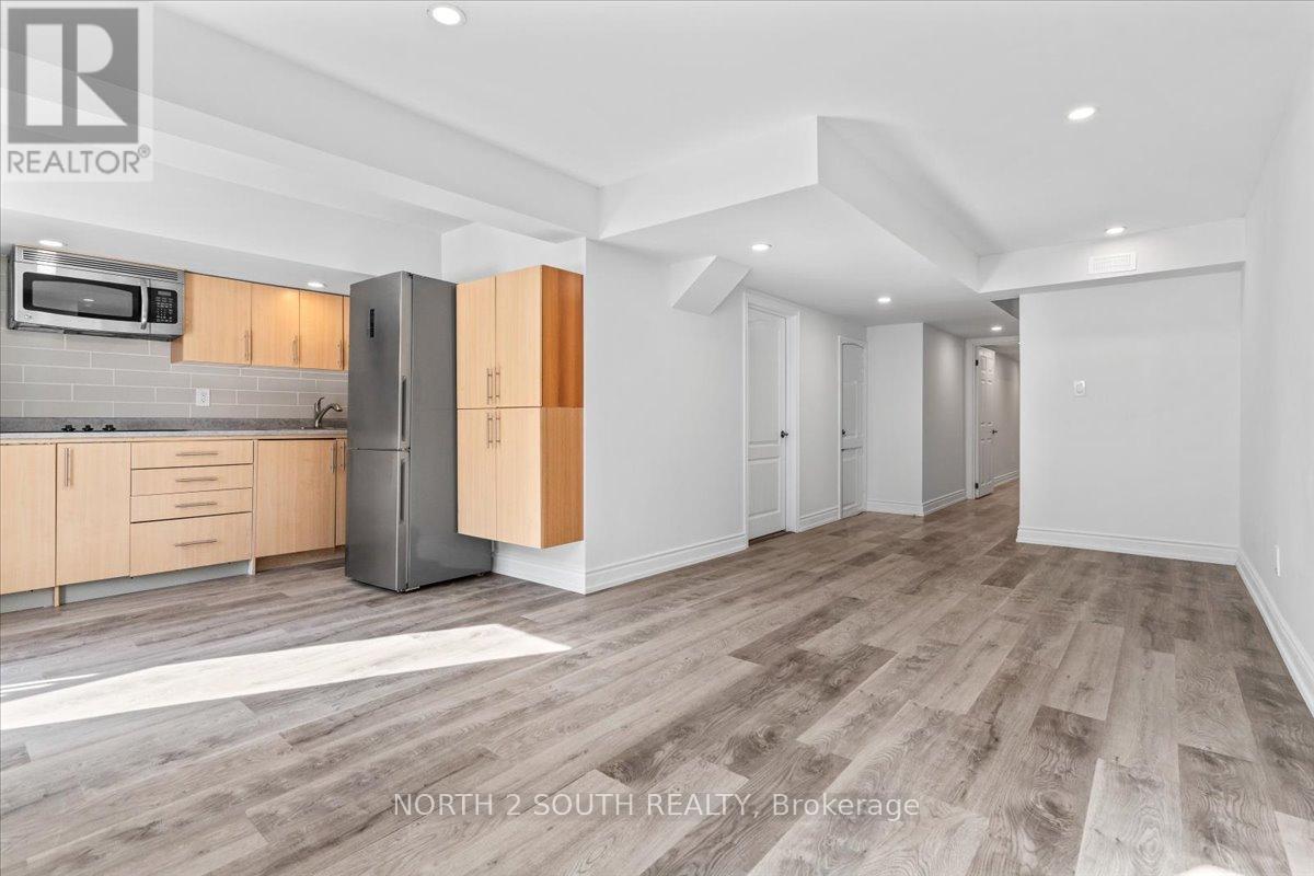 17 Gower Drive, Aurora, Ontario  L4G 0V9 - Photo 38 - N12821380