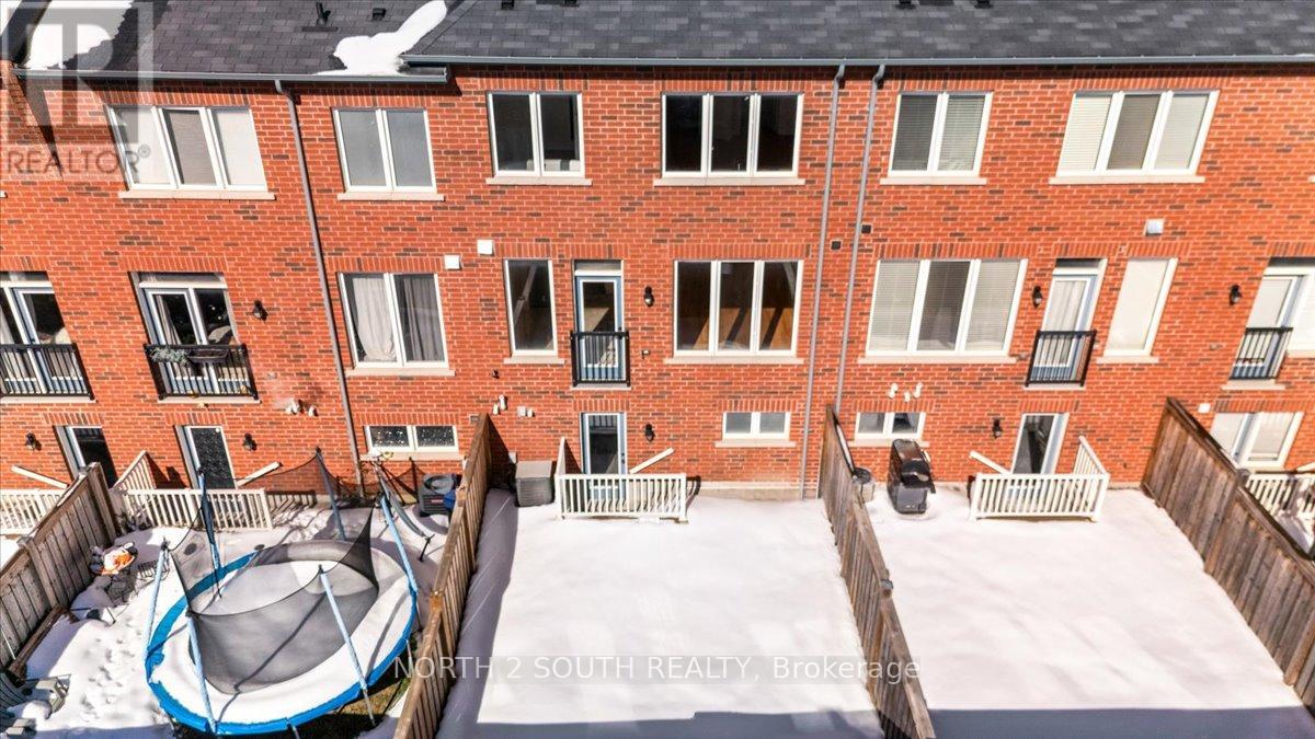 17 Gower Drive, Aurora, Ontario  L4G 0V9 - Photo 39 - N12821380