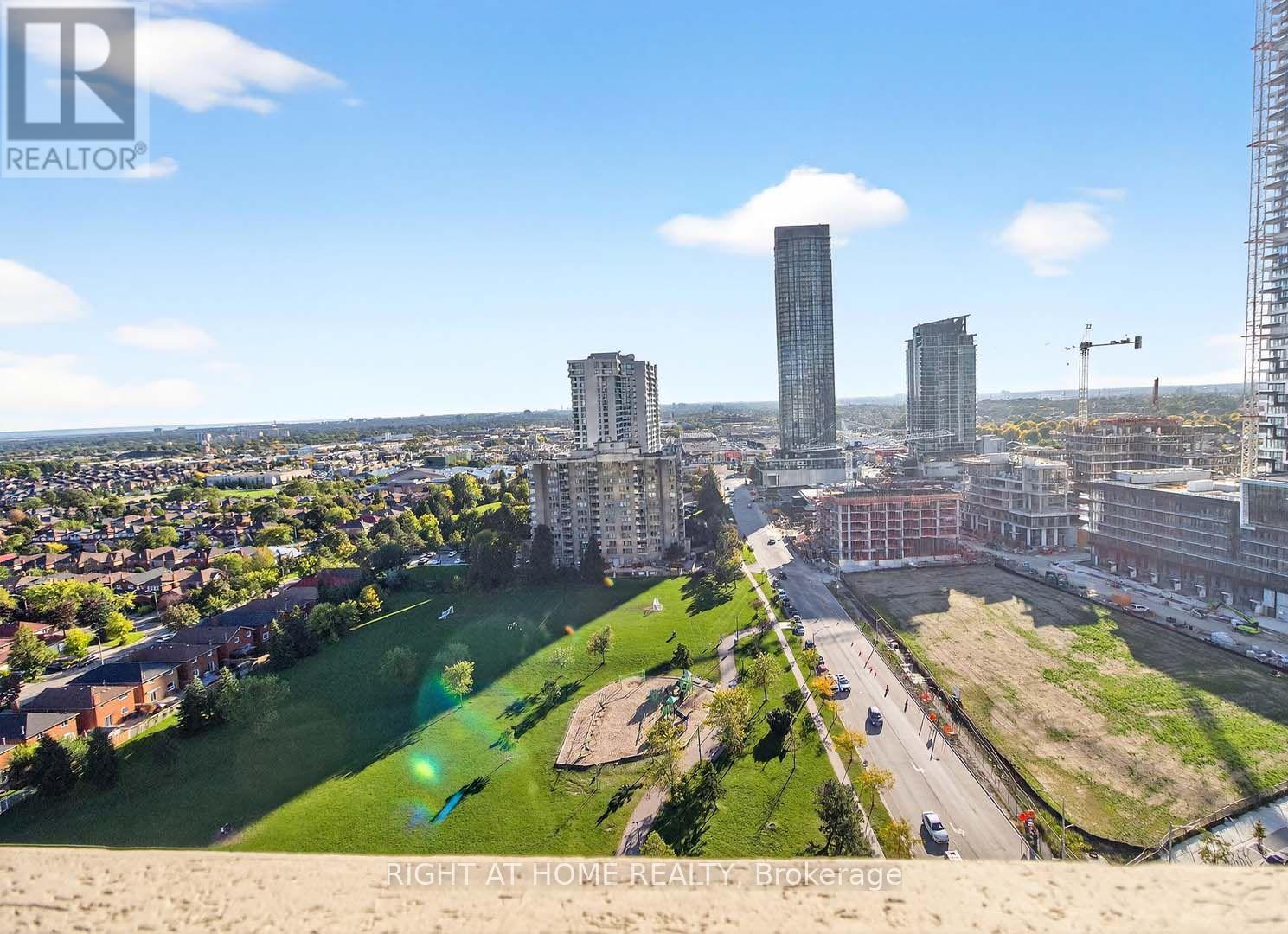 2204 - 400 Webb Drive, Mississauga, Ontario  L5B 3Z7 - Photo 27 - W12821368