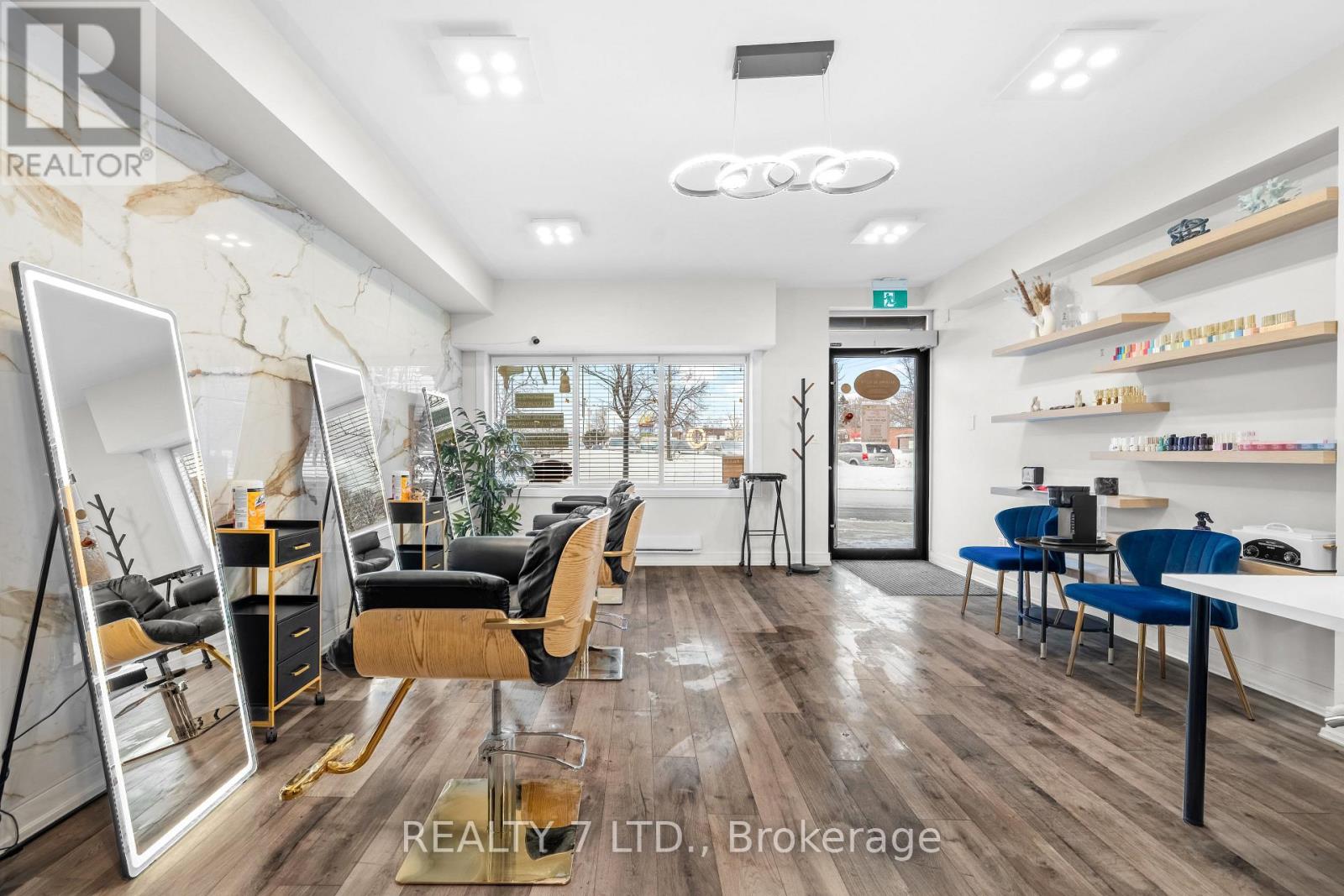 1010 Lagoon Street, Mississauga, Ontario  L5G 0B2 - Photo 7 - W12821386