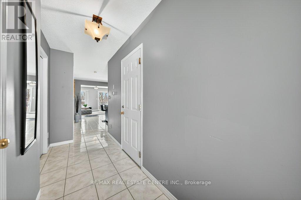 14 Chester Drive, Cambridge, Ontario  N1T 2C4 - Photo 6 - X12821374