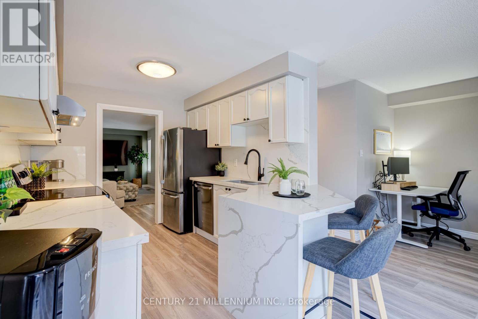 327 Perry Road, Orangeville, Ontario  L9W 4Y9 - Photo 9 - W12819202