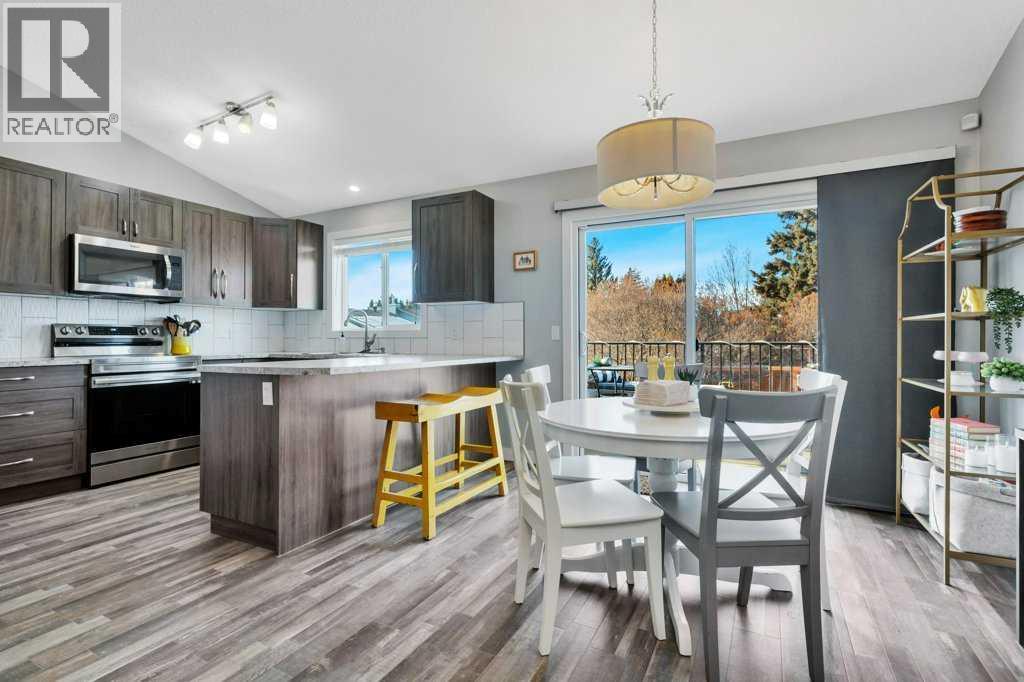 12 Rutherford Drive, Red Deer, Alberta  T4P 2Z2 - Photo 8 - A2284427