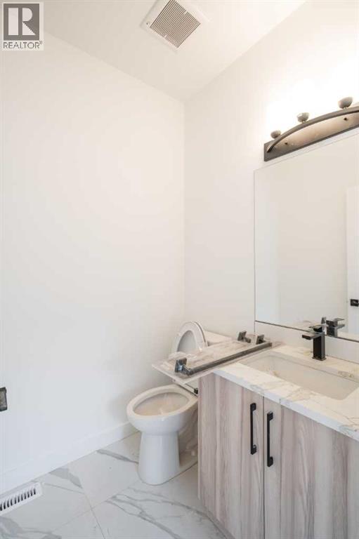 94 Baysprings Terrace Sw, Airdrie, Alberta  T4B 4A8 - Photo 8 - A2284625