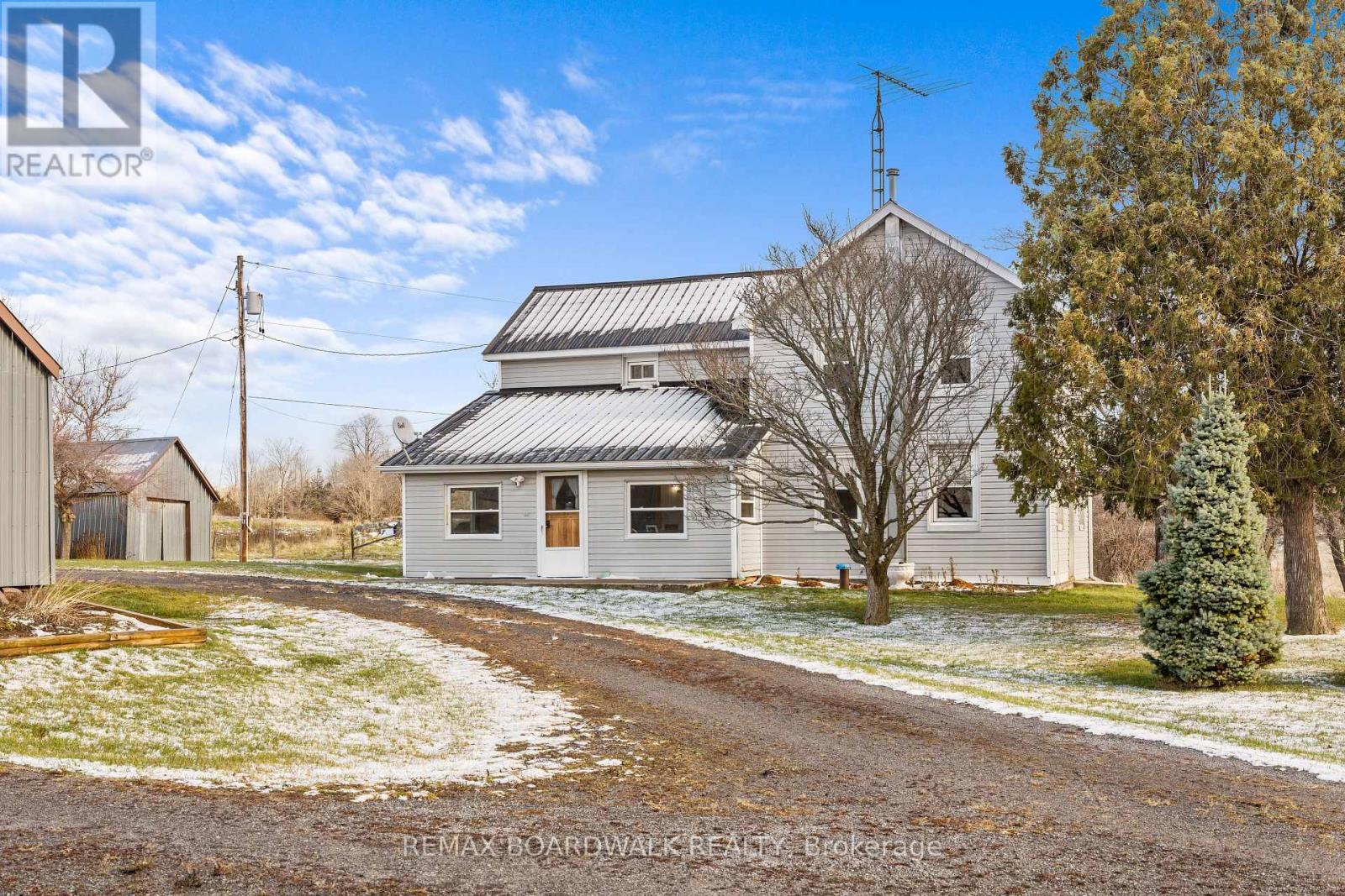 202 MARBLE ROCK ROAD, front of leeds & seeleys bay, Ontario