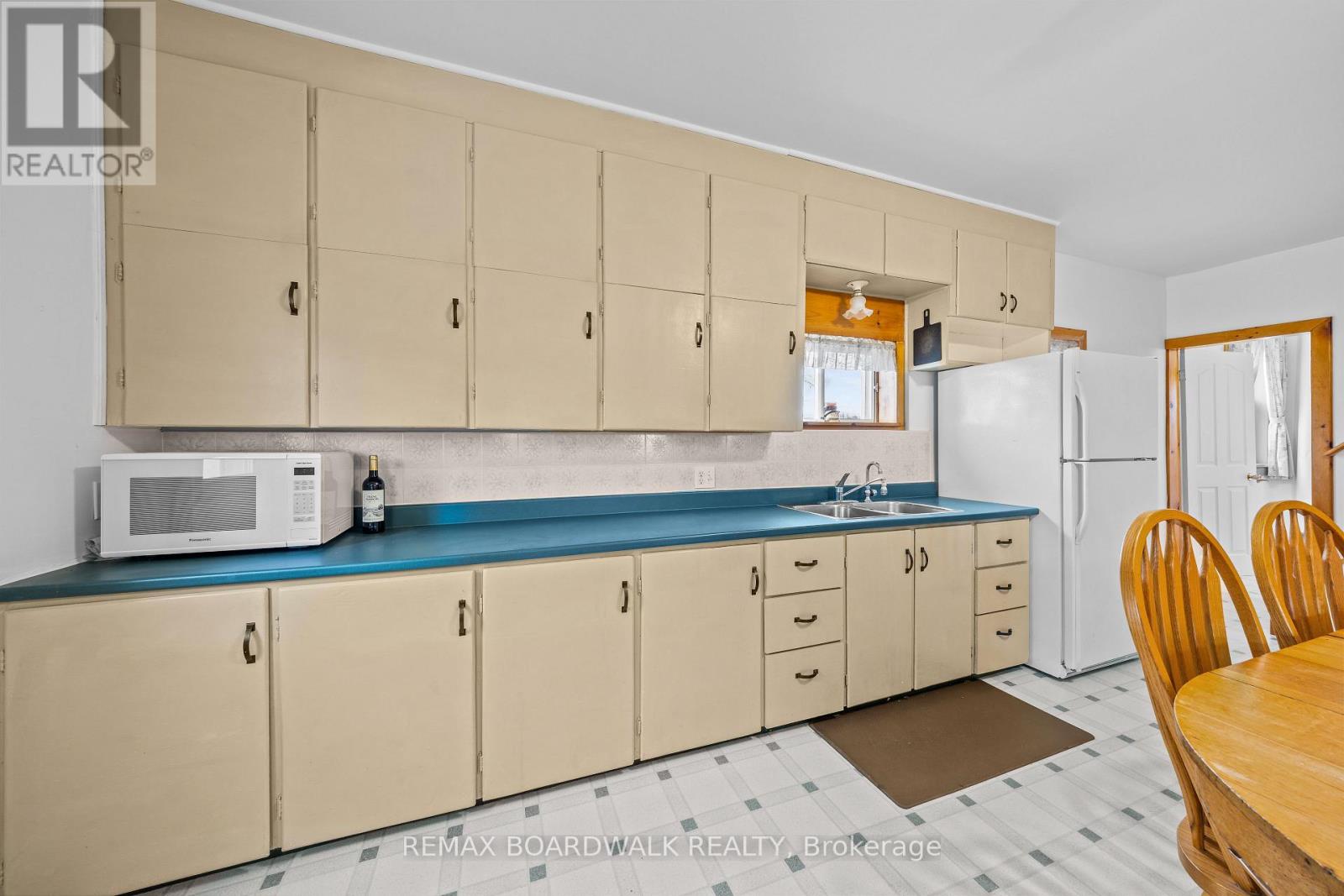 202 Marble Rock Road, Front Of Leeds & Seeleys Bay, Ontario  K7G 2V4 - Photo 13 - X12821392