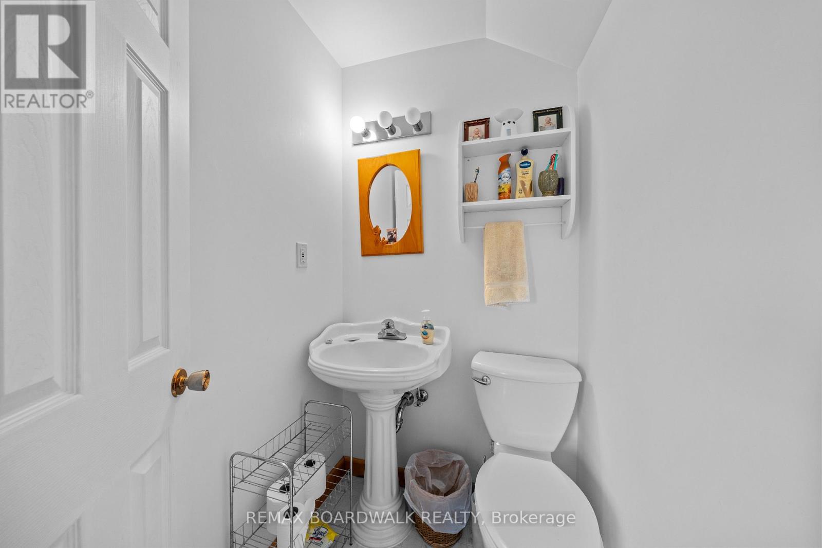 202 Marble Rock Road, Front Of Leeds & Seeleys Bay, Ontario  K7G 2V4 - Photo 23 - X12821392