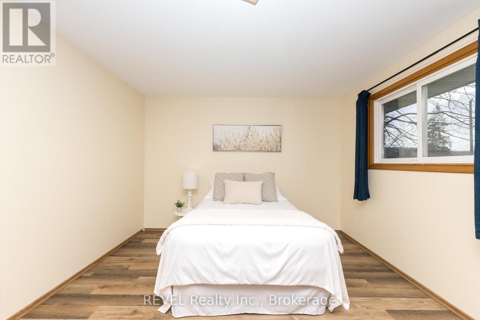 42 Emily Street, Grimsby, Ontario  L3M 4A2 - Photo 24 - X12821394