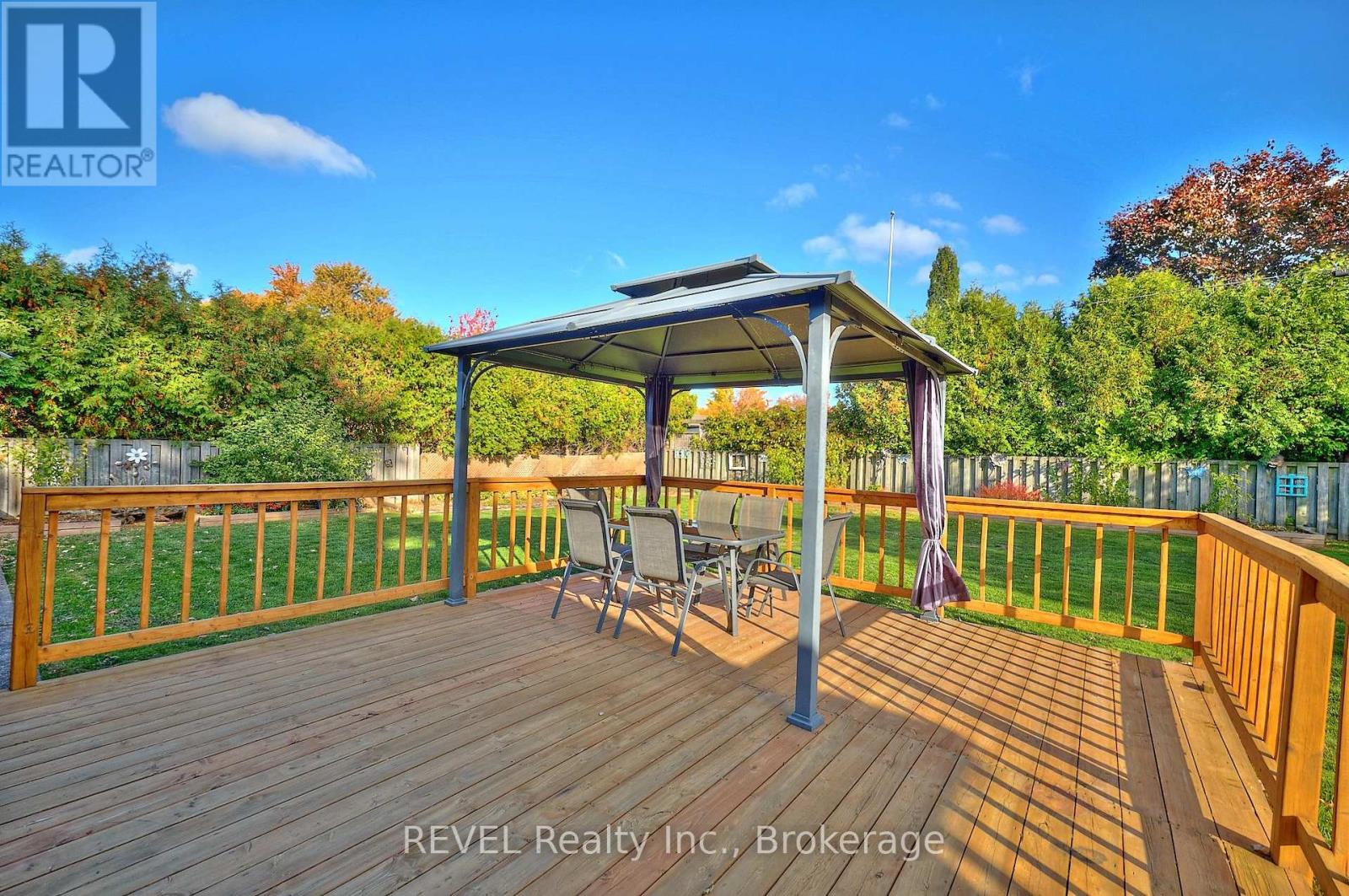 42 Emily Street, Grimsby, Ontario  L3M 4A2 - Photo 43 - X12821394