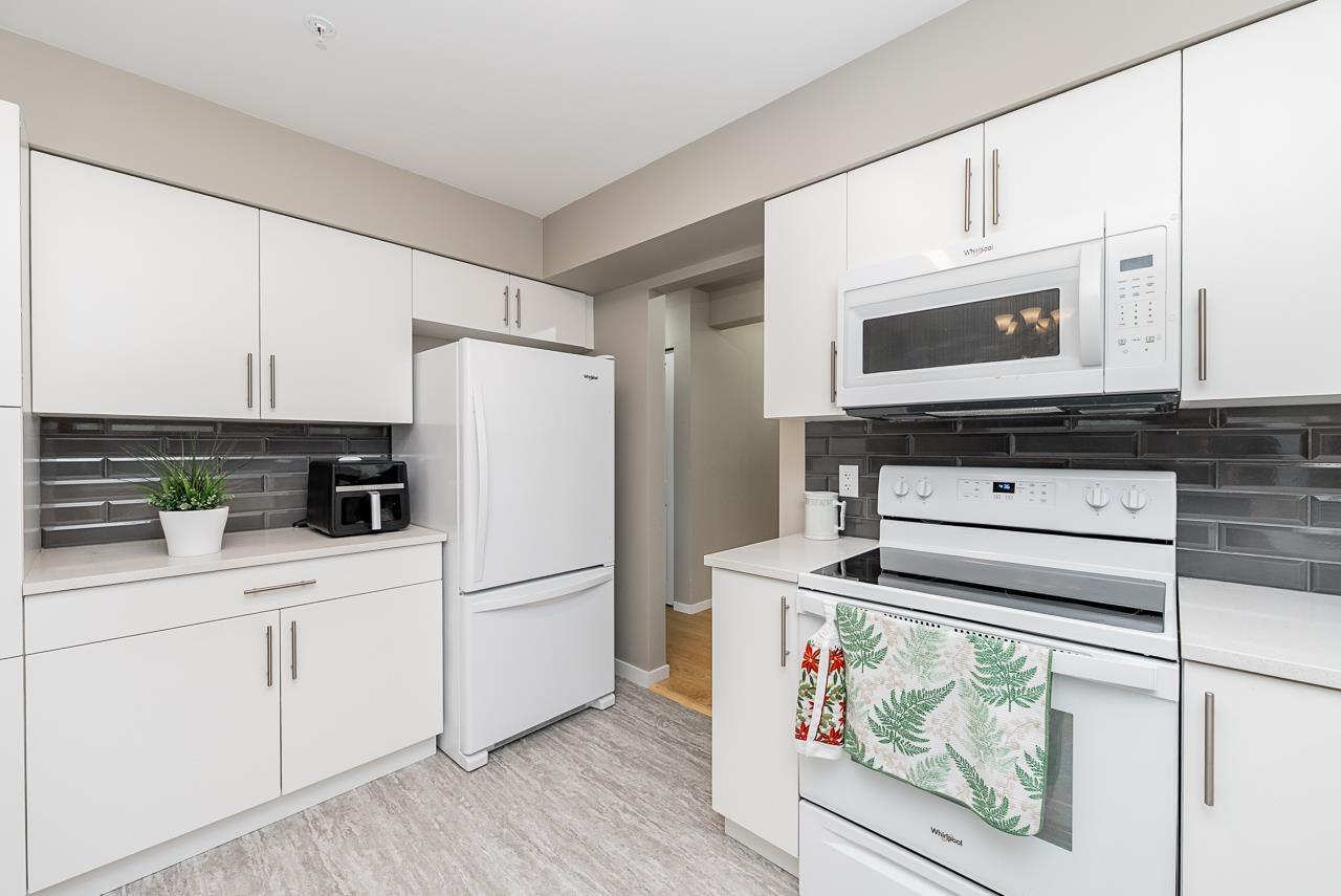 302 13911 70 Avenue, Surrey, British Columbia  V3W 6B4 - Photo 9 - R3091737