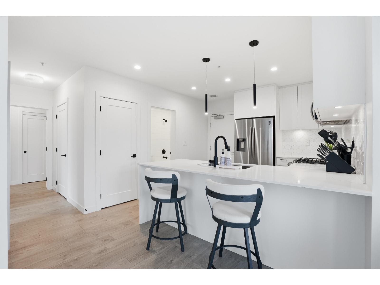 A410 20018 83a Avenue, Langley, British Columbia  V2Y 3P2 - Photo 7 - R3085719