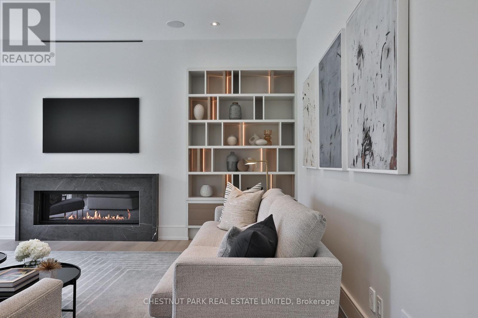 2 Marchwood Drive, Toronto, Ontario  M3H 1J8 - Photo 20 - C12821400