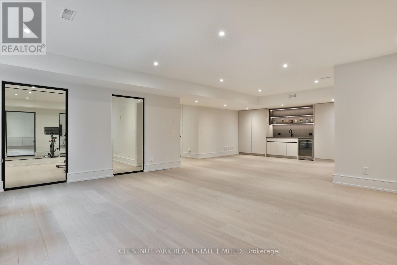 2 Marchwood Drive, Toronto, Ontario  M3H 1J8 - Photo 43 - C12821400