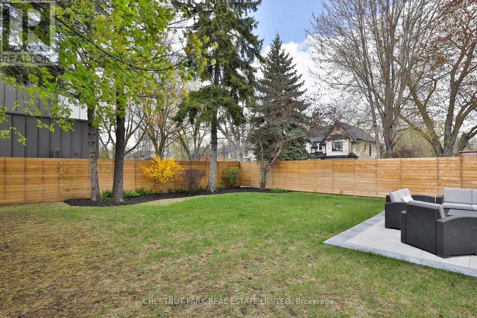 2 Marchwood Drive, Toronto, Ontario  M3H 1J8 - Photo 48 - C12821400