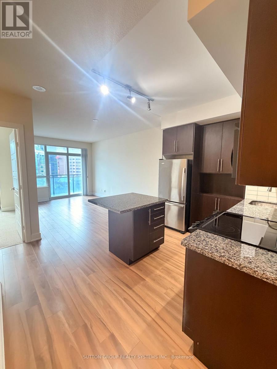 907 - 28 Linden Street, Toronto, Ontario  M4Y 0A4 - Photo 5 - C12821414