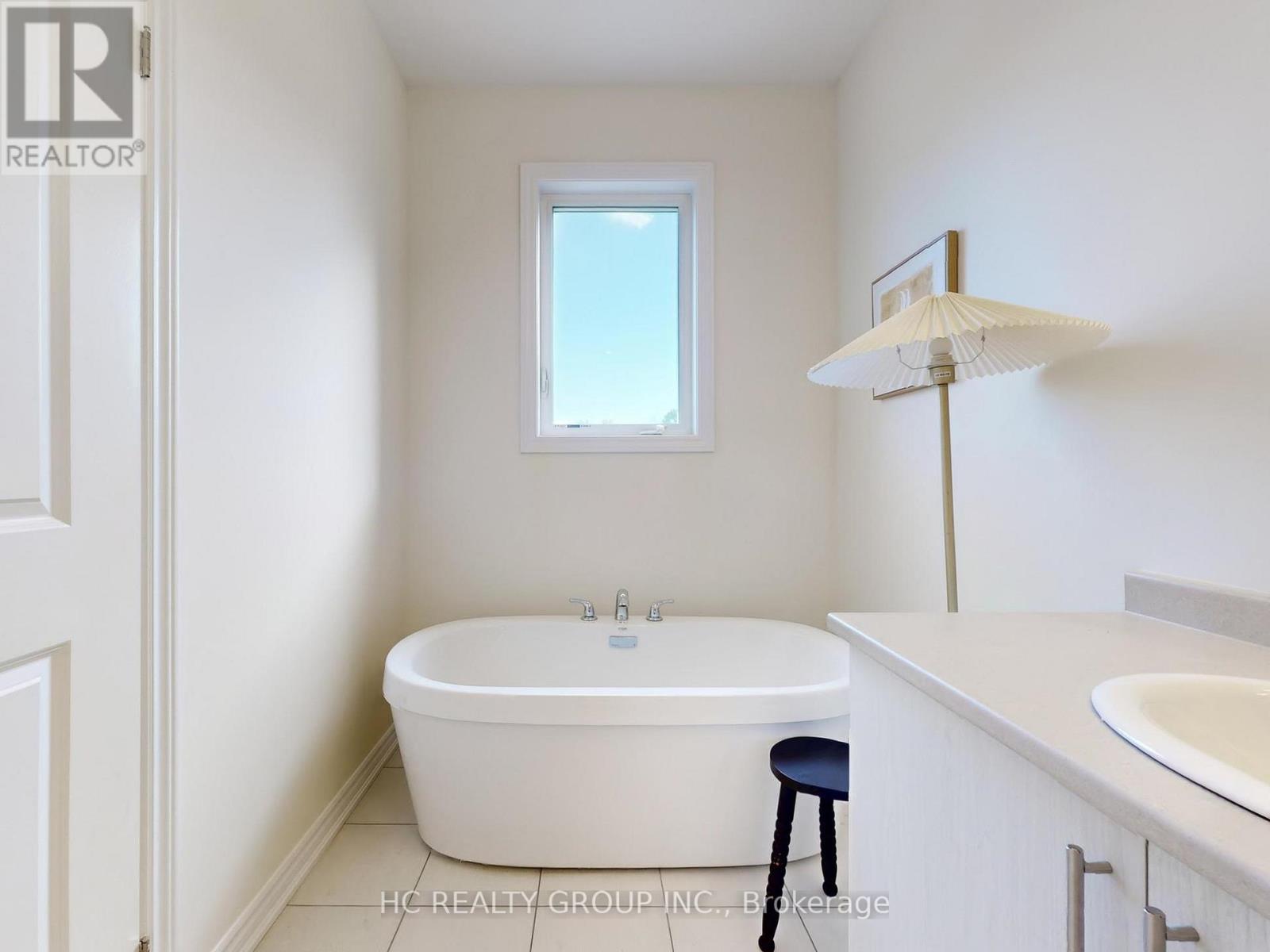 7 - 66 Main Street, King, Ontario  L0G 1T0 - Photo 25 - N12821412