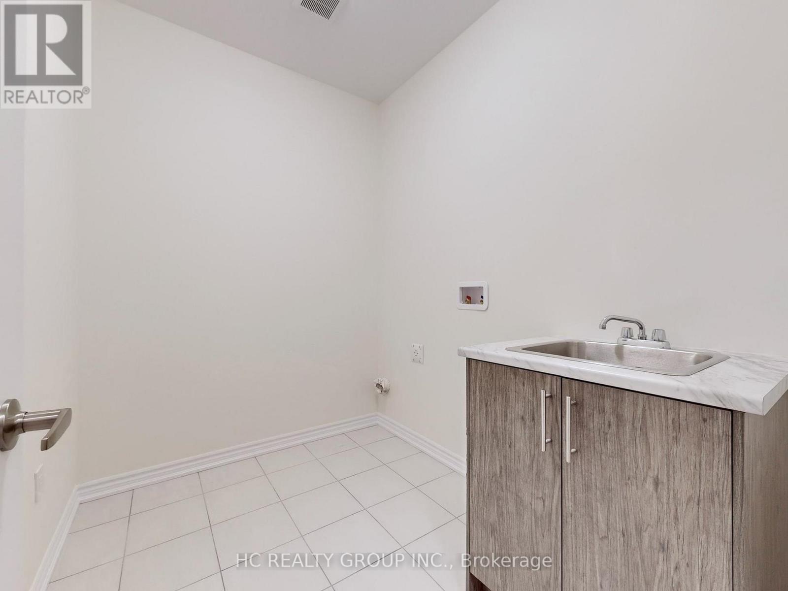 7 - 66 Main Street, King, Ontario  L0G 1T0 - Photo 31 - N12821412