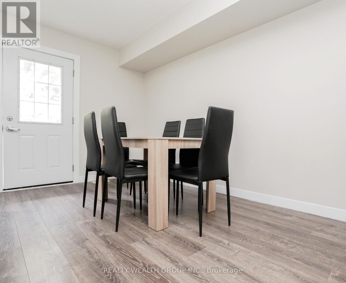 113 - 288 Albert Street, Waterloo, Ontario  N2L 0G9 - Photo 8 - X12821396