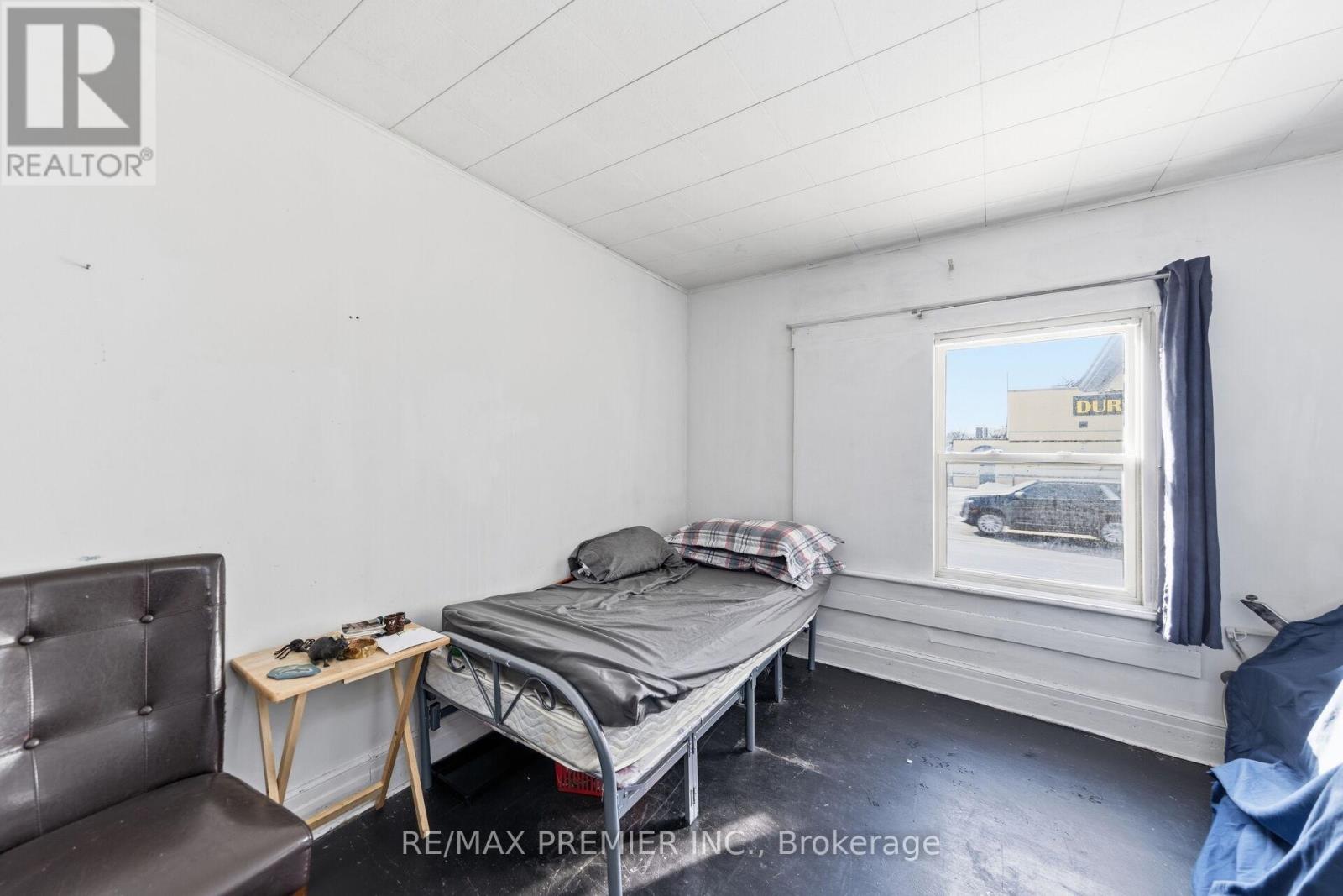 4548 Victoria Avenue, Niagara Falls, Ontario  L2E 4B6 - Photo 10 - X12821402