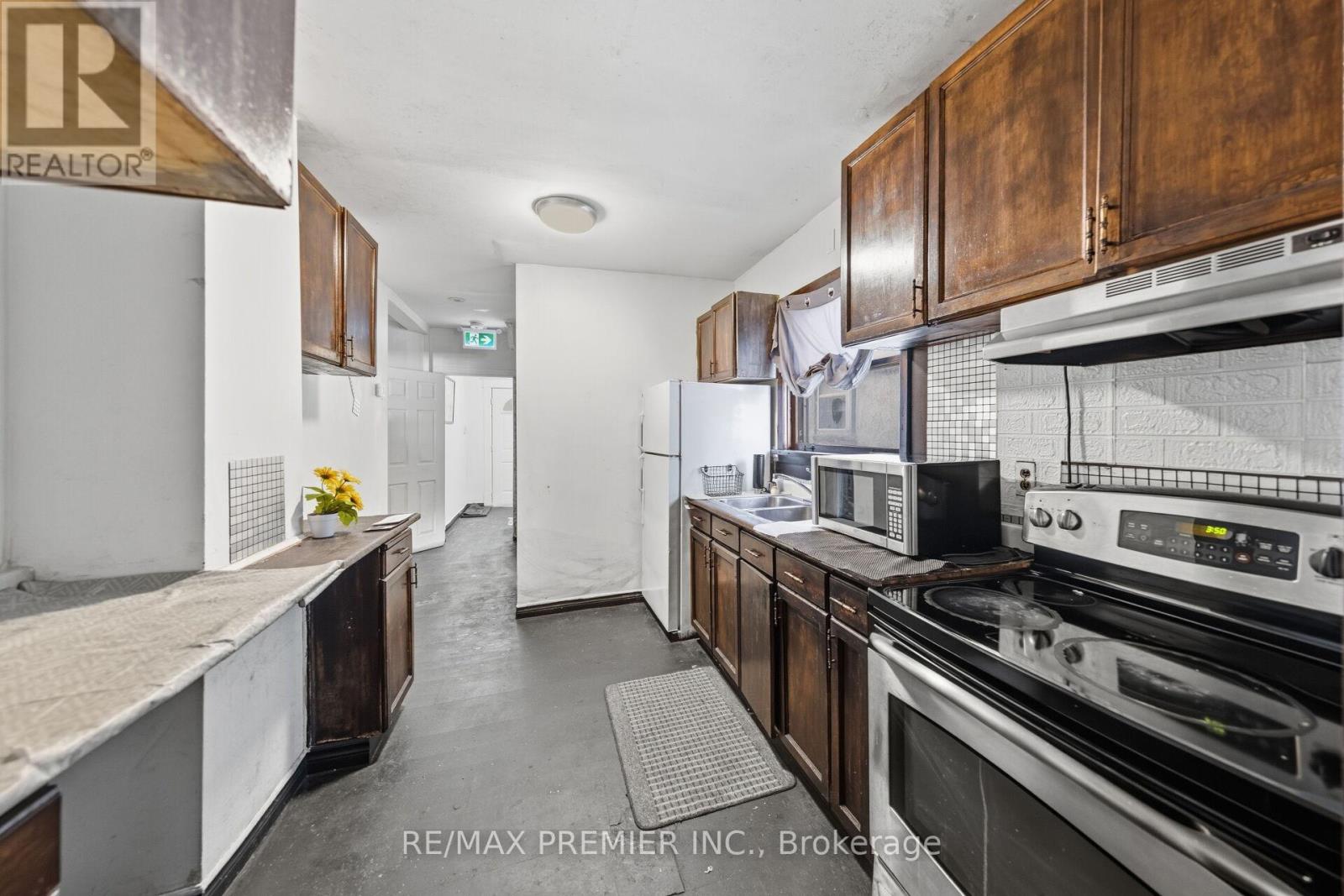 4548 Victoria Avenue, Niagara Falls, Ontario  L2E 4B6 - Photo 19 - X12821402