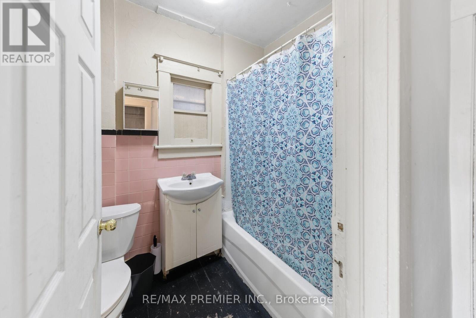 4548 Victoria Avenue, Niagara Falls, Ontario  L2E 4B6 - Photo 32 - X12821402