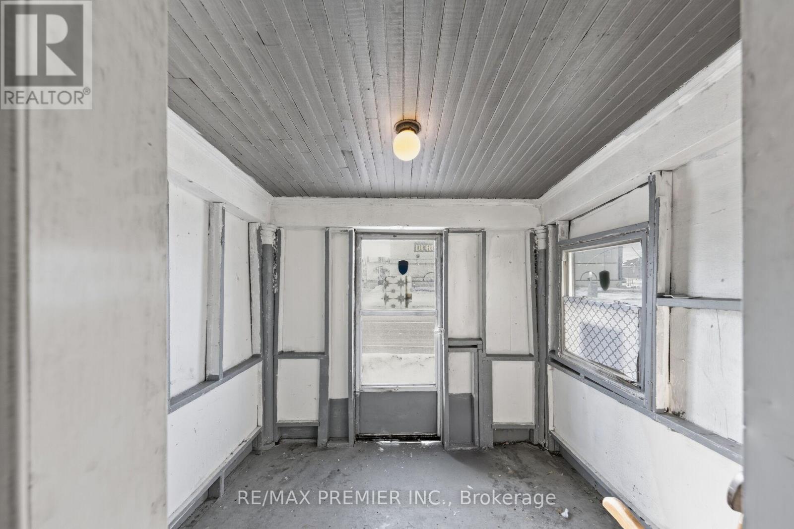 4548 Victoria Avenue, Niagara Falls, Ontario  L2E 4B6 - Photo 42 - X12821402