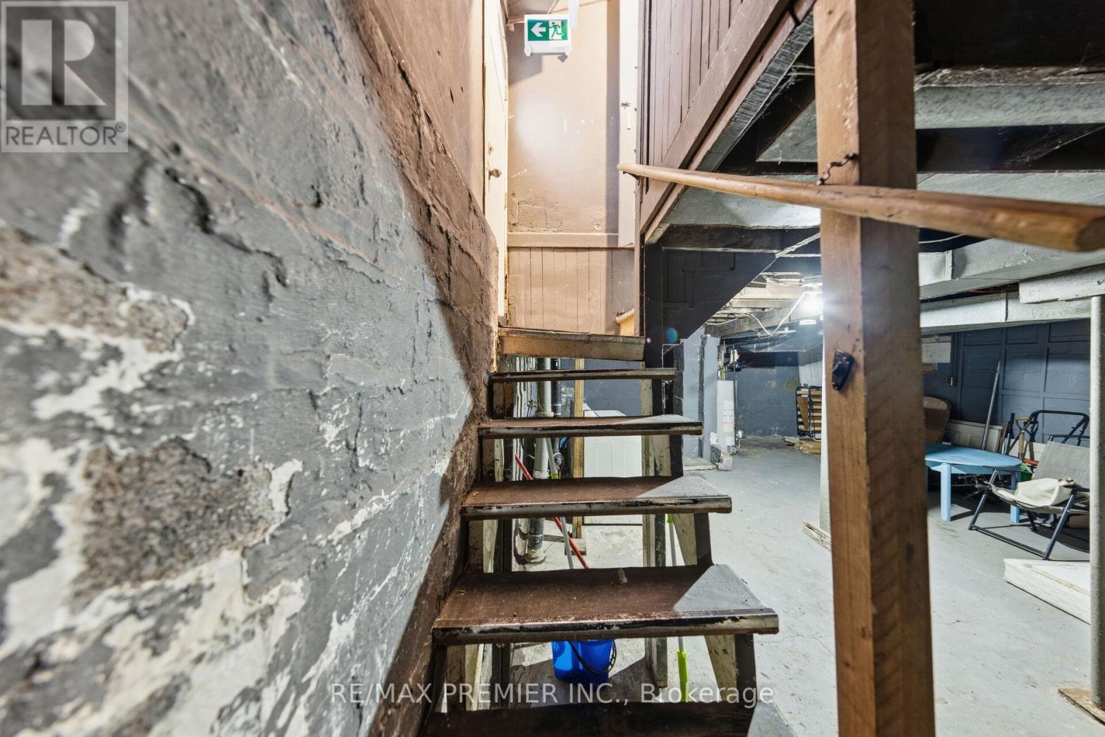 4548 Victoria Avenue, Niagara Falls, Ontario  L2E 4B6 - Photo 47 - X12821402