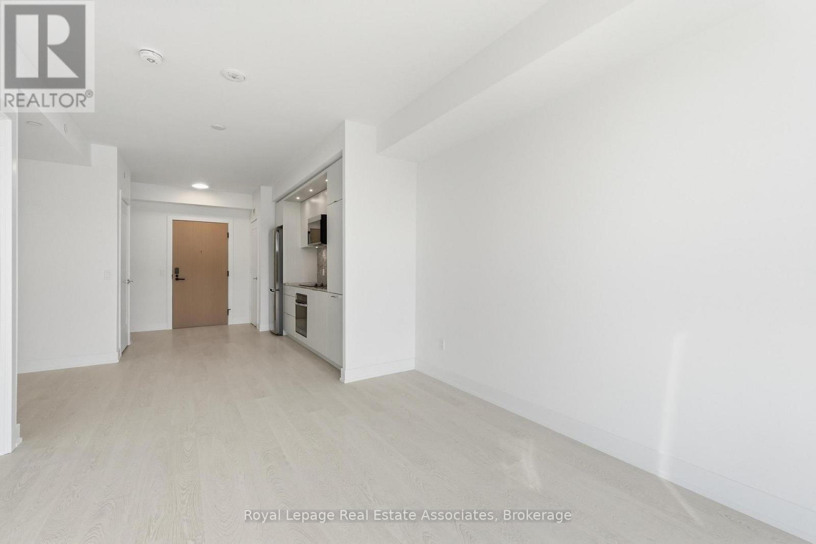 910 - 25 Cordova Avenue, Toronto, Ontario  M9A 0E5 - Photo 10 - W12818452