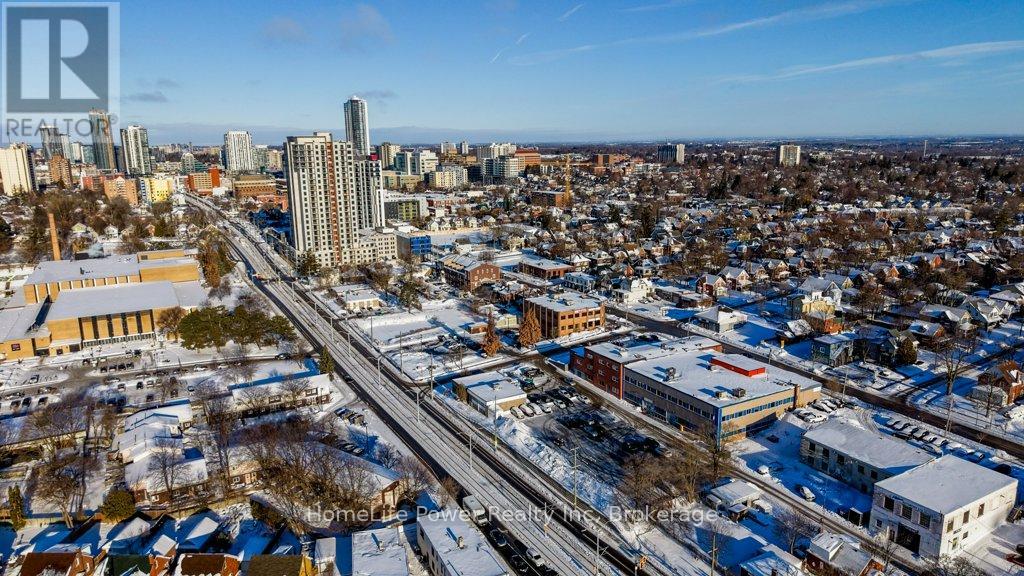 354 Charles Street E, Kitchener, Ontario  N2G 4L5 - Photo 35 - X12821418